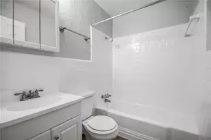 2401 Manor Rd, Austin, TX 78722 - Photo 13