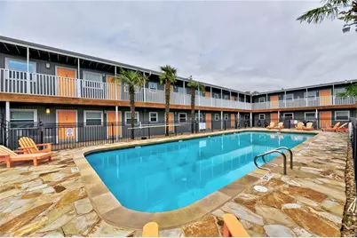 2401 Manor Road #221, Austin, TX 78722 - Photo 17