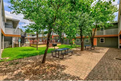 2401 Manor Road #221, Austin, TX 78722 - Photo 15