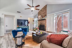 7004 Ivory Key Ct, Austin, TX 78745 - Photo 3