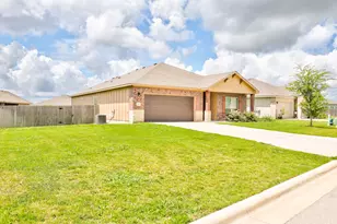 717 Friars Tuck Dr, Temple, TX 76502 - Photo 3