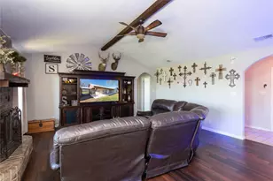 9019 FM86, Lockhart, TX 78644 - Photo 13