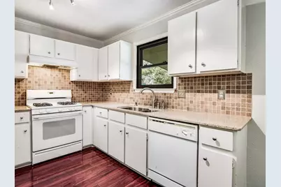 7700 Wakefield Drive, Austin, TX 78749 - Photo 5