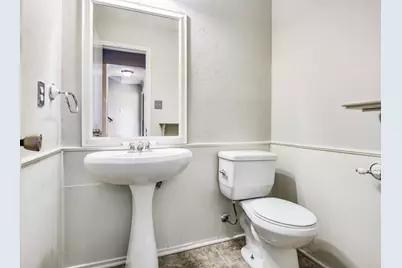 7700 Wakefield Drive, Austin, TX 78749 - Photo 17