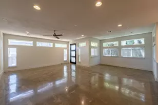 1902 S L Davis Ave, Austin, TX 78702 - Photo 7