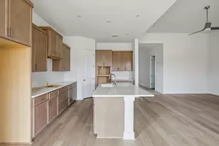 206 San Saba Dr, Buda, TX 78610 - Photo 9