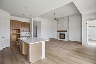 206 San Saba Dr, Buda, TX 78610 - Photo 7