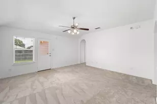 217 Strawberry Blonde Dr, Buda, TX 78610 - Photo 11