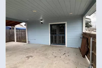 711 N Grimes Street, Giddings, TX 78942 - Photo 17