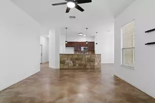 173 Kipahulu Dr, Bastrop, TX 78602 - Photo 7