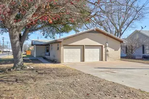 309 W Ave H Ave, Jarrell, TX 76537 - Photo 5