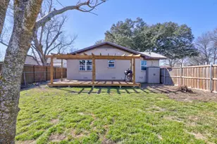 309 W Ave H Ave, Jarrell, TX 76537 - Photo 27