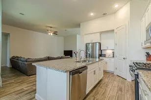 148 Emerald Green Rd, San Marcos, TX 78666 - Photo 7