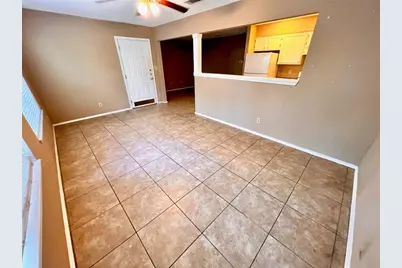 916 E 37th Street #B (back building), Austin, TX 78705 - Photo 3