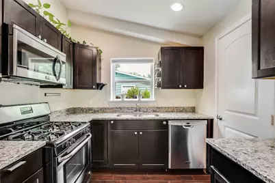 5112 Heflin Lane, Austin, TX 78721 - Photo 3