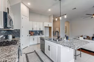 20028 Rhiannon Ln, Pflugerville, TX 78660 - Photo 9