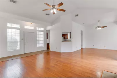 12606 Hunters Chase Drive, Austin, TX 78729 - Photo 5