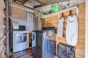 1907 Blue Meadow Dr, Austin, TX 78744 - Photo 23