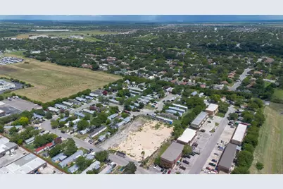 943 King Arthur, New Braunfels, TX 78130 - Photo 17