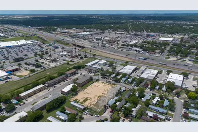 943 King Arthur, New Braunfels, TX 78130 - Photo 13