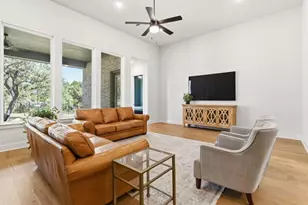 333 Knockout Rose Dr, San Marcos, TX 78666 - Photo 7