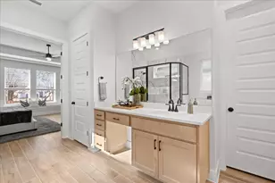 123 Seaside Sparrow Wy, Kyle, TX 78640 - Photo 13