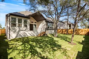 123 Seaside Sparrow Wy, Kyle, TX 78640 - Photo 17