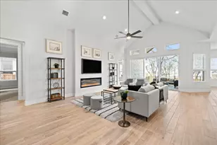 123 Seaside Sparrow Wy, Kyle, TX 78640 - Photo 3