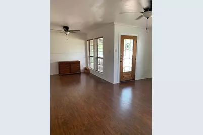 5702 Fairlane Drive, Austin, TX 78757 - Photo 9