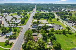 1409 Chestnut St, Bastrop, TX 78602 - Photo 33