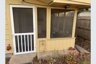 7001 Twin Crest Drive, Austin, TX 78752 - Photo 9