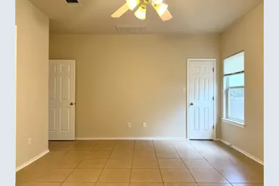 908 North Creek Boulevard, Leander, TX 78641 - Photo 13