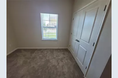 105 Sarnella Way, Hutto, TX 78634 - Photo 9