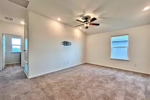 12421 Ace in the Hole Ln, Del Valle, TX 78617 - Photo 17