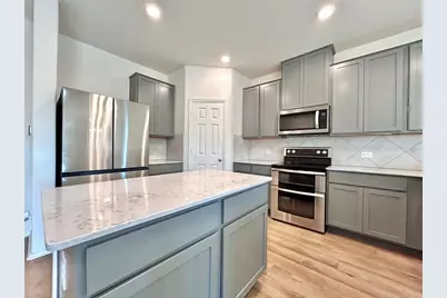 12421 Ace in The Hole Lane, Del Valle, TX 78617 - Photo 9