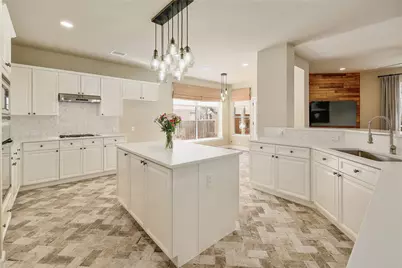 8216 Fern Bluff Avenue, Round Rock, TX 78681 - Photo 9