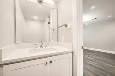 1830 River Crossing Circle #D, Austin, TX 78741 - Photo 9