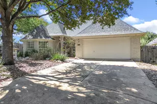 3008 Burks Ln, Austin, TX 78732 - Photo 3