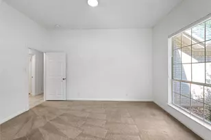 3008 Burks Ln, Austin, TX 78732 - Photo 9