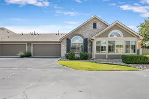 30 Wildwood Dr, Georgetown, TX 78633 - Photo 3