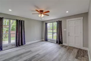 623 N Main St, Rockdale, TX 76567 - Photo 7