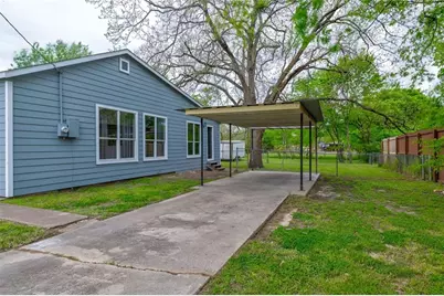 623 N Main Street, Rockdale, TX 76567 - Photo 3