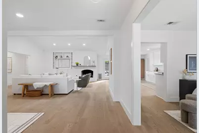 4107 Circletree Loop, Austin, TX 78731 - Photo 5