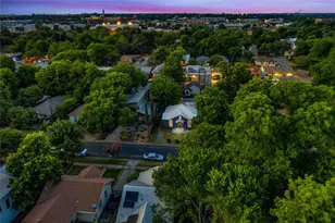 2014 Willow St, Austin, TX 78702 - Photo 31