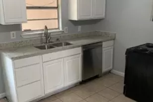 1011 Hackberry St, San Marcos, TX 78666 - Photo 1