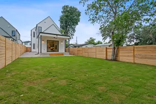 3412 Blumie St, Austin, TX 78745 - Photo 29