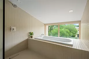 1102 Charlotte St, Austin, TX 78703 - Photo 27