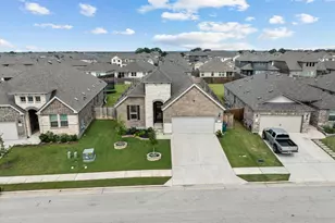 121 Shagbark Trl, Bastrop, TX 78602 - Photo 3