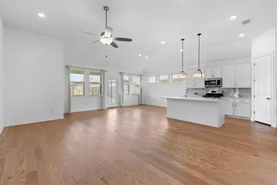 121 Shagbark Trail, Bastrop, TX 78602 - Photo 5