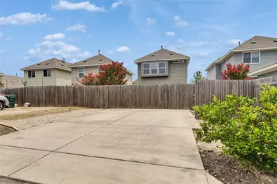 107 Friendship Oak Drive, San Marcos, TX 78666 - Photo 35